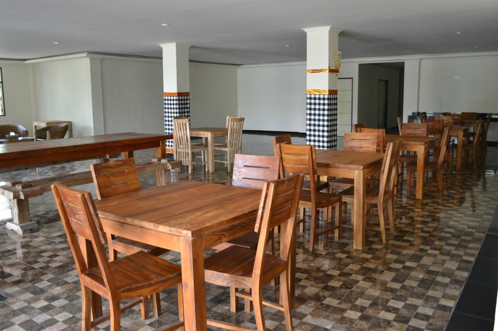 Ivanka Airport Inn Kuta  Exterior photo